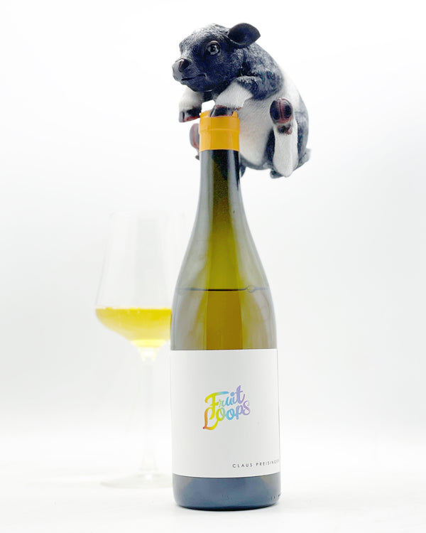 Fruitloops Weiss is a natural wine made by Claus Preisinger