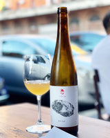 Weiss is a natural wine crafted by Marto Winery