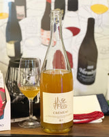 Creme #7 by Strekov 1075 is a super cool natural Pet Nat wine made in Nitra with 100% Devín grapes, which is an assemblage of different vintages.