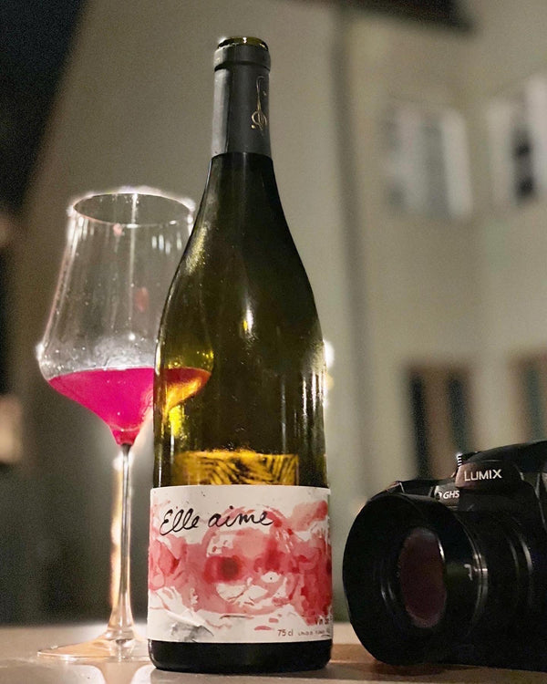  Elle Aime 2021 is a natural wine crafted by L'Octavin