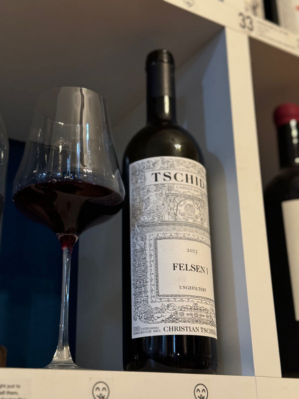 Chrsitian Tschida Felsen 1
