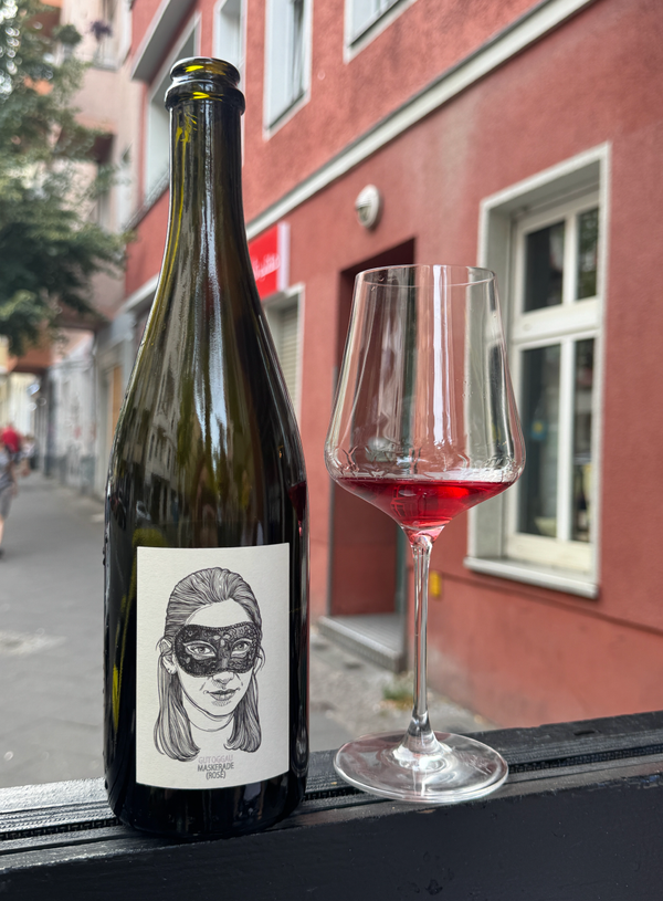 Maskerade Rose | Natural Wine by Gut Oggau.