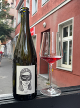 Maskerade Rose | Natural Wine by Gut Oggau.