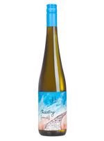 Riesling Natúr | Natural Wine by B.D Schmitt.